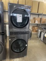 Single Unit Front Load LG WashTower with Center Control 4.5 cu. ft. Washer and 7.4 cu. ft. Electric Dryer