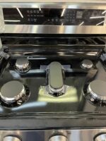 5.8 cu ft. Smart Wi-Fi Enabled True Convection InstaView Gas Range with Air Fry - Image 2
