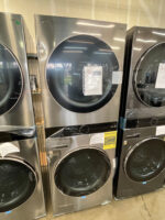 Single Unit Front Load LG WashTower with Center Control 4.5 cu. ft. Washer and 7.4 cu. ft. Gas Dryer