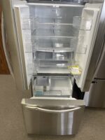 30 in. W 22 cu. ft. French Door Refrigerator with Ice Maker in Stainless Steel - Image 3