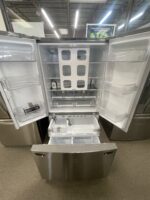 29 cu. ft. 3-Door French Door Refrigerator in Stainless Steel with Door Cooling+ and Internal Ice Dispenser - Image 3